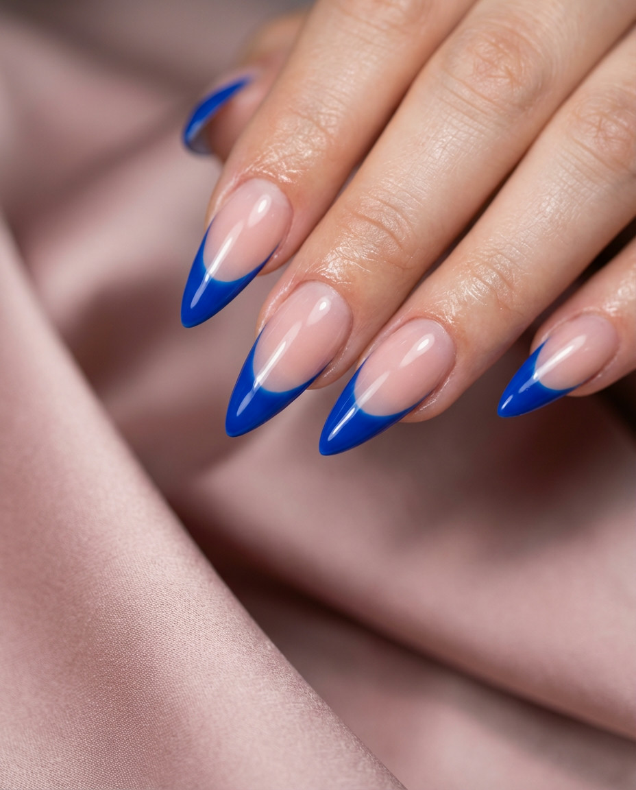 Geometric Blue and White Tips