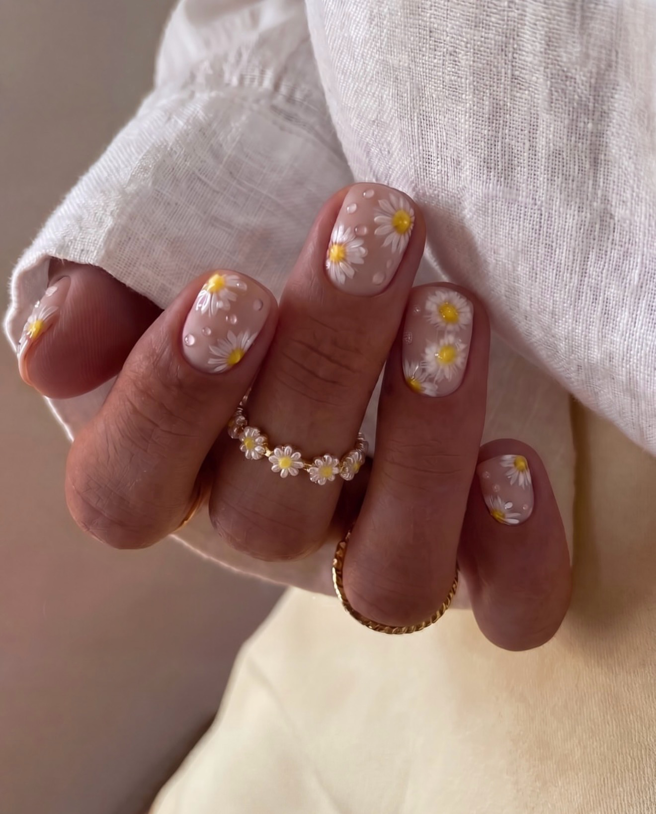 Cute Daisy French Tips With Dew Drop Accents