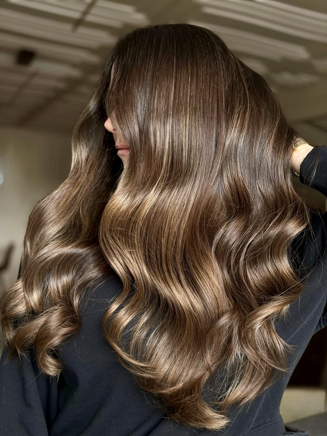 Glossy Chocolate Brunette With Subtle Caramel Ribbons