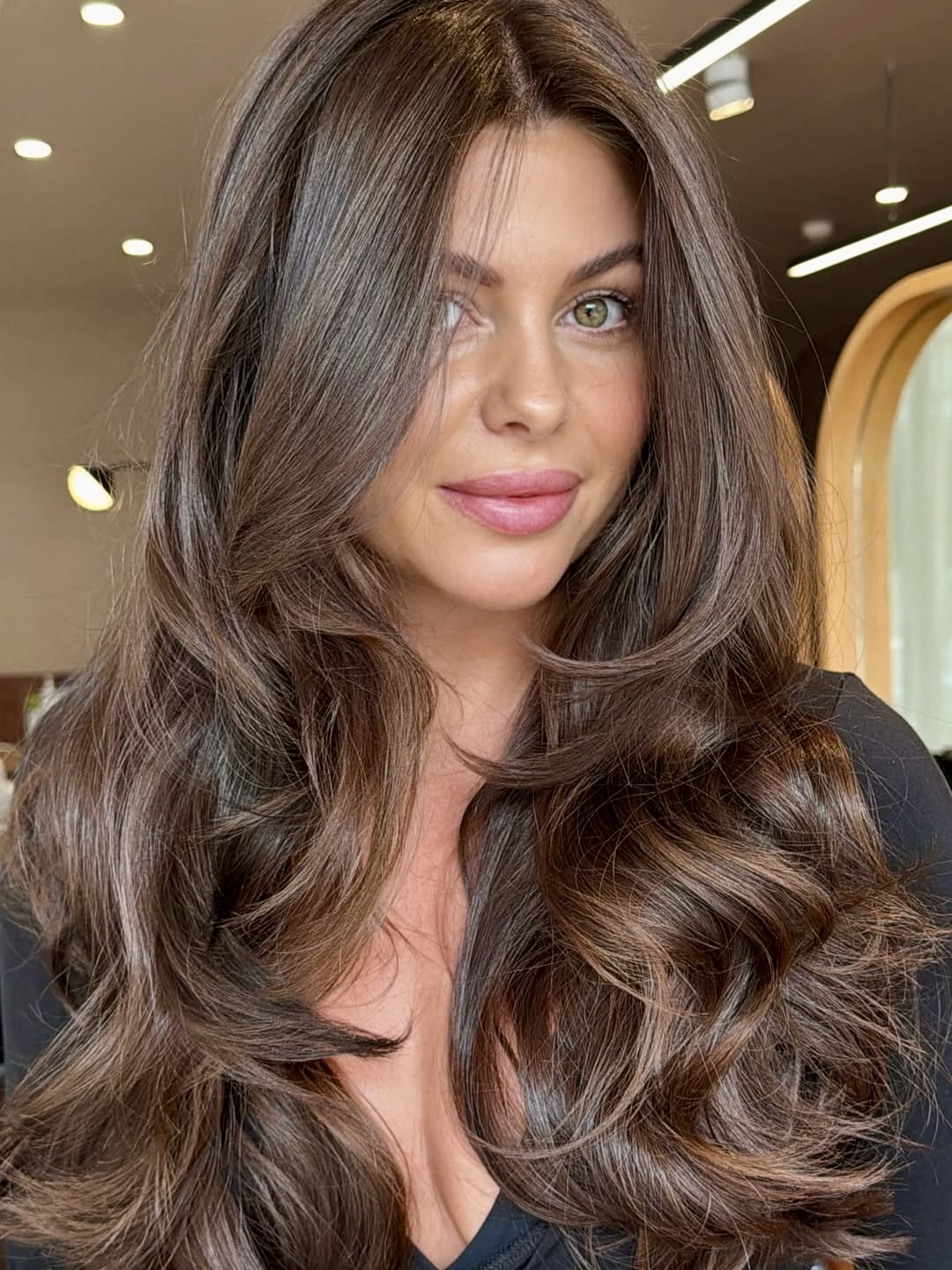 Multi-Dimensional Brunette Layers With Voluminous Blowout