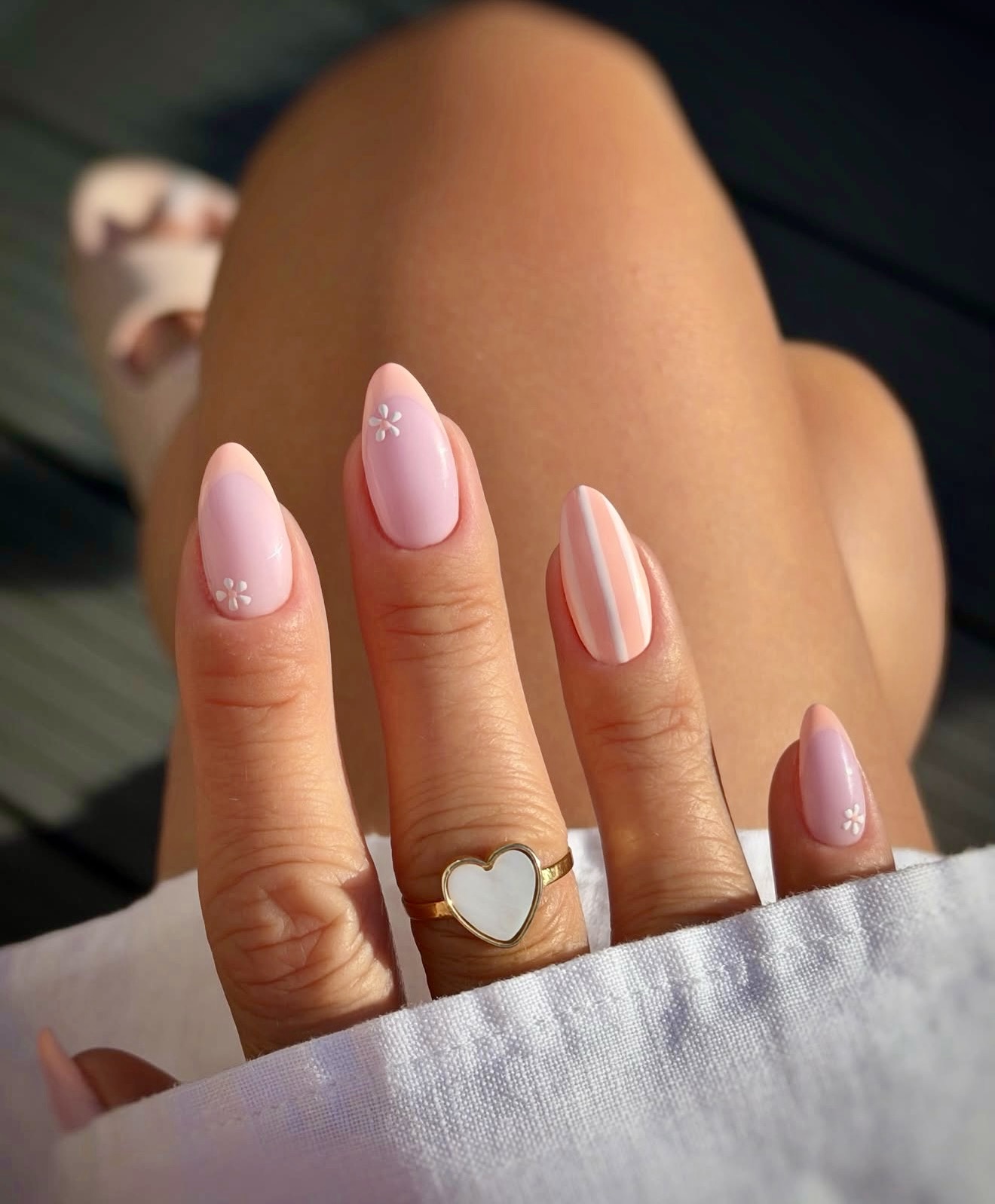 Pastel Pink French Tips With Daisy Accents