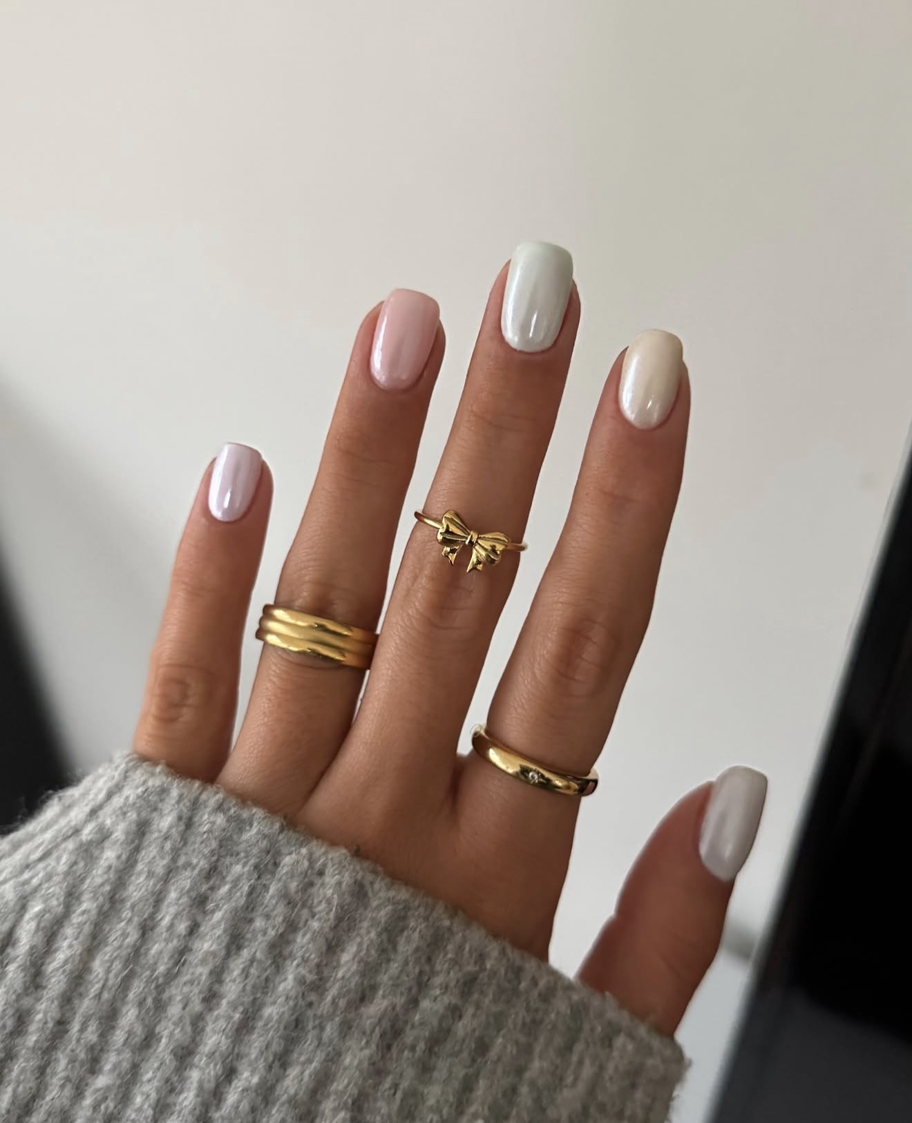 Pearlescent Chrome Mismatched Pastel Nails