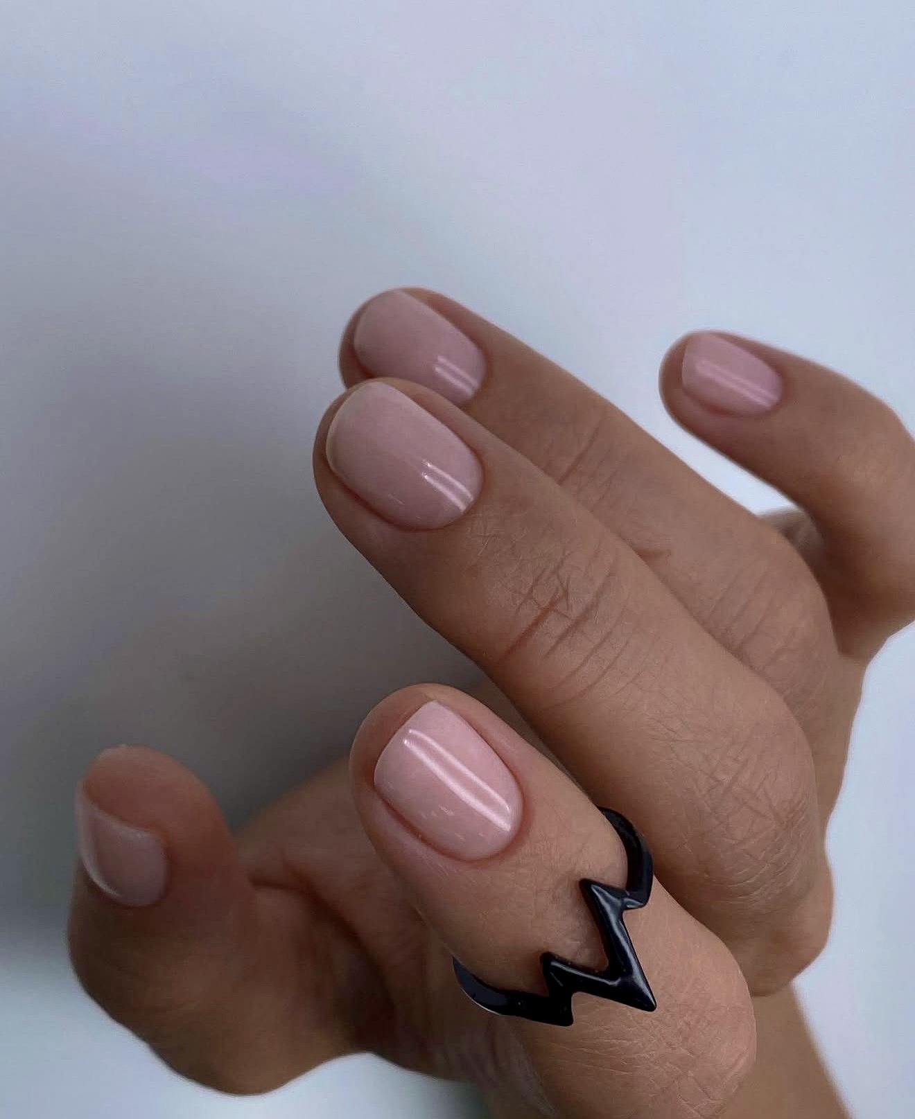 Soft Pink Milky Glossy Short Oval Nails
