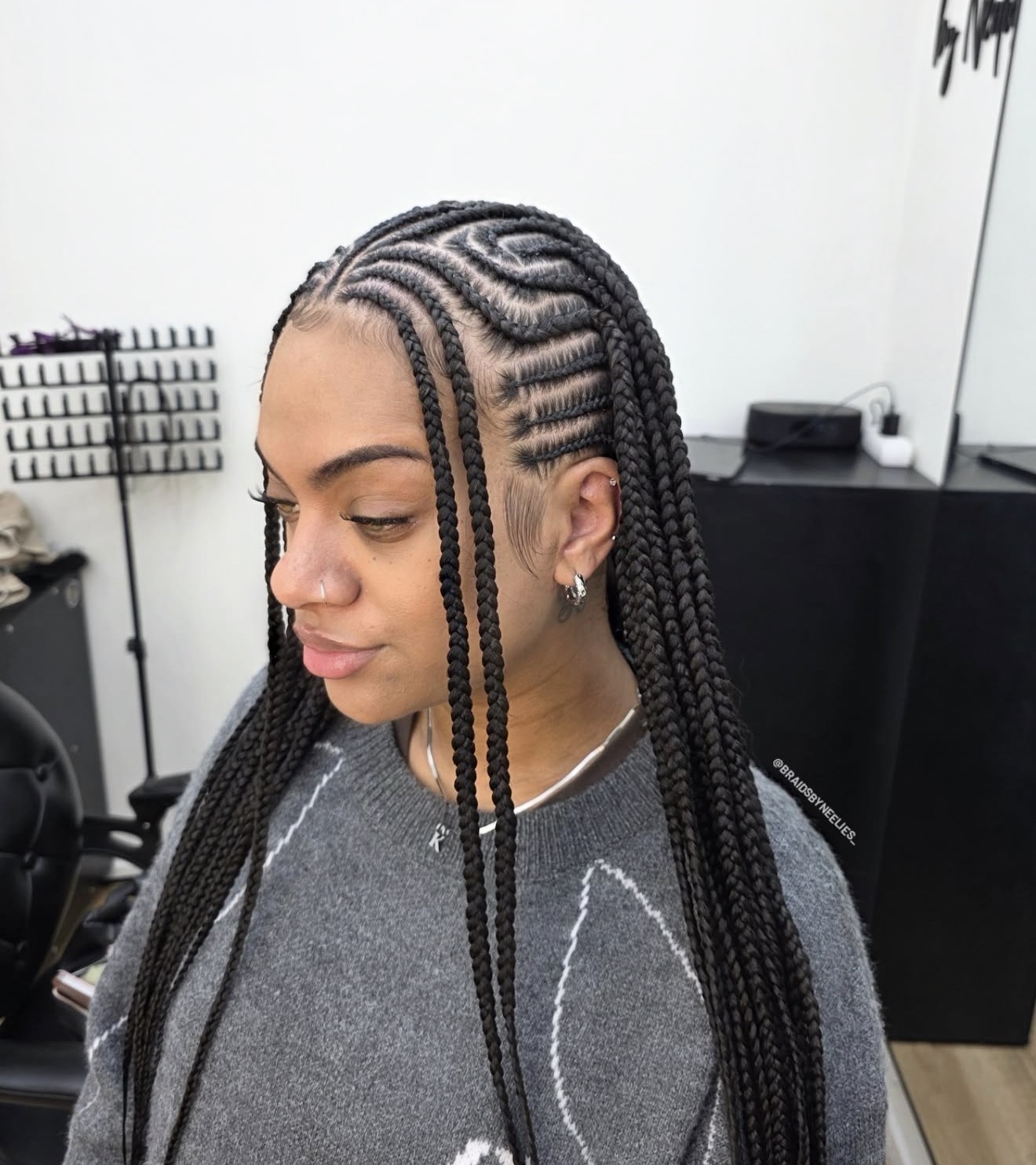 Chic Geometric Feed-In Braids With Long Braids