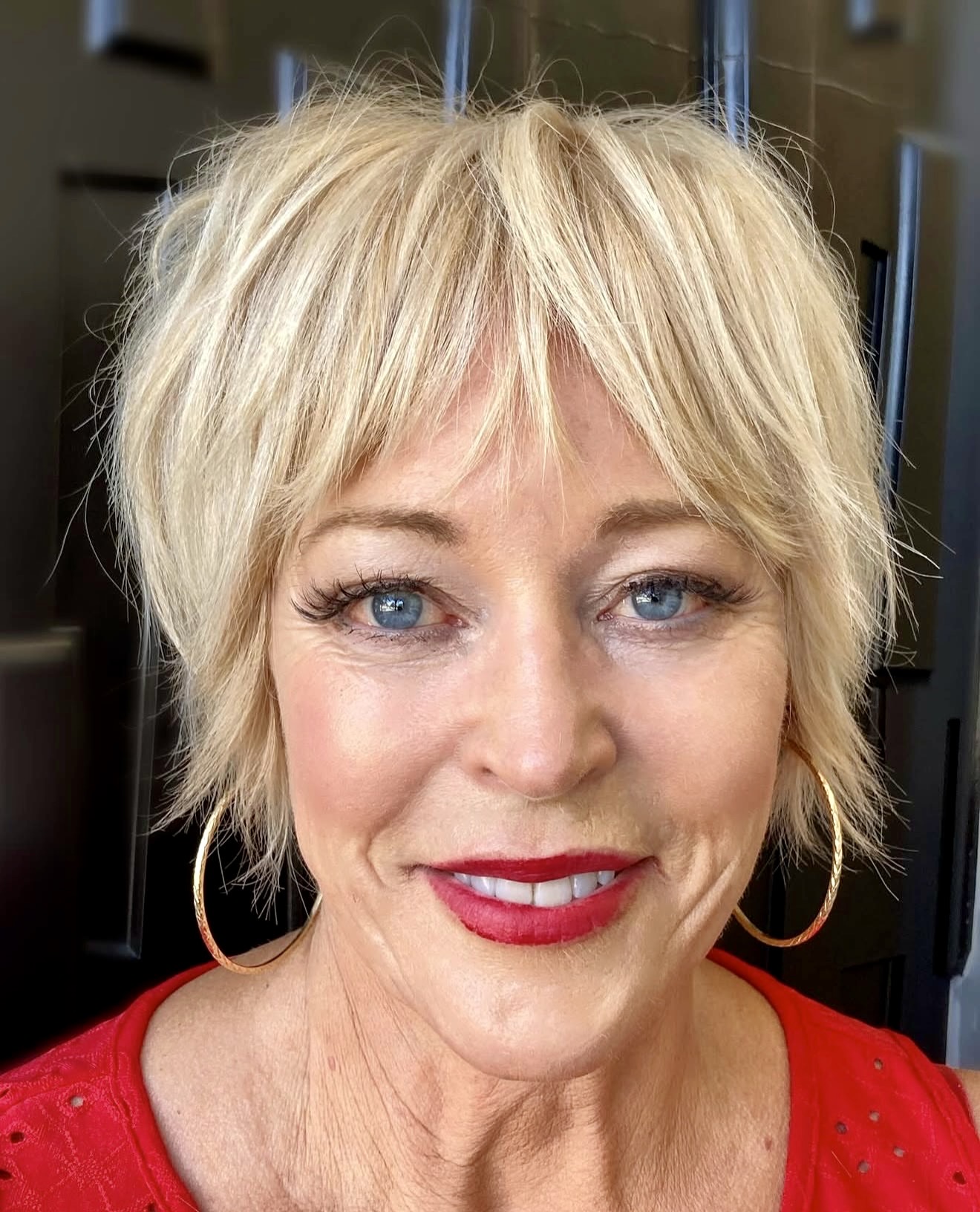 Choppy Layered Blonde Bob With Wispy Bangs