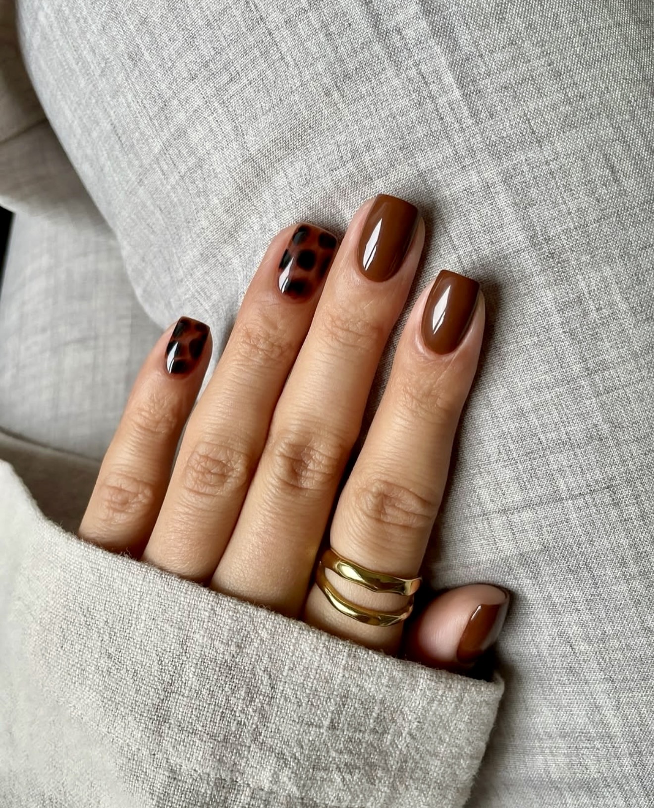 Classic Brown Tortoiseshell Square Nails