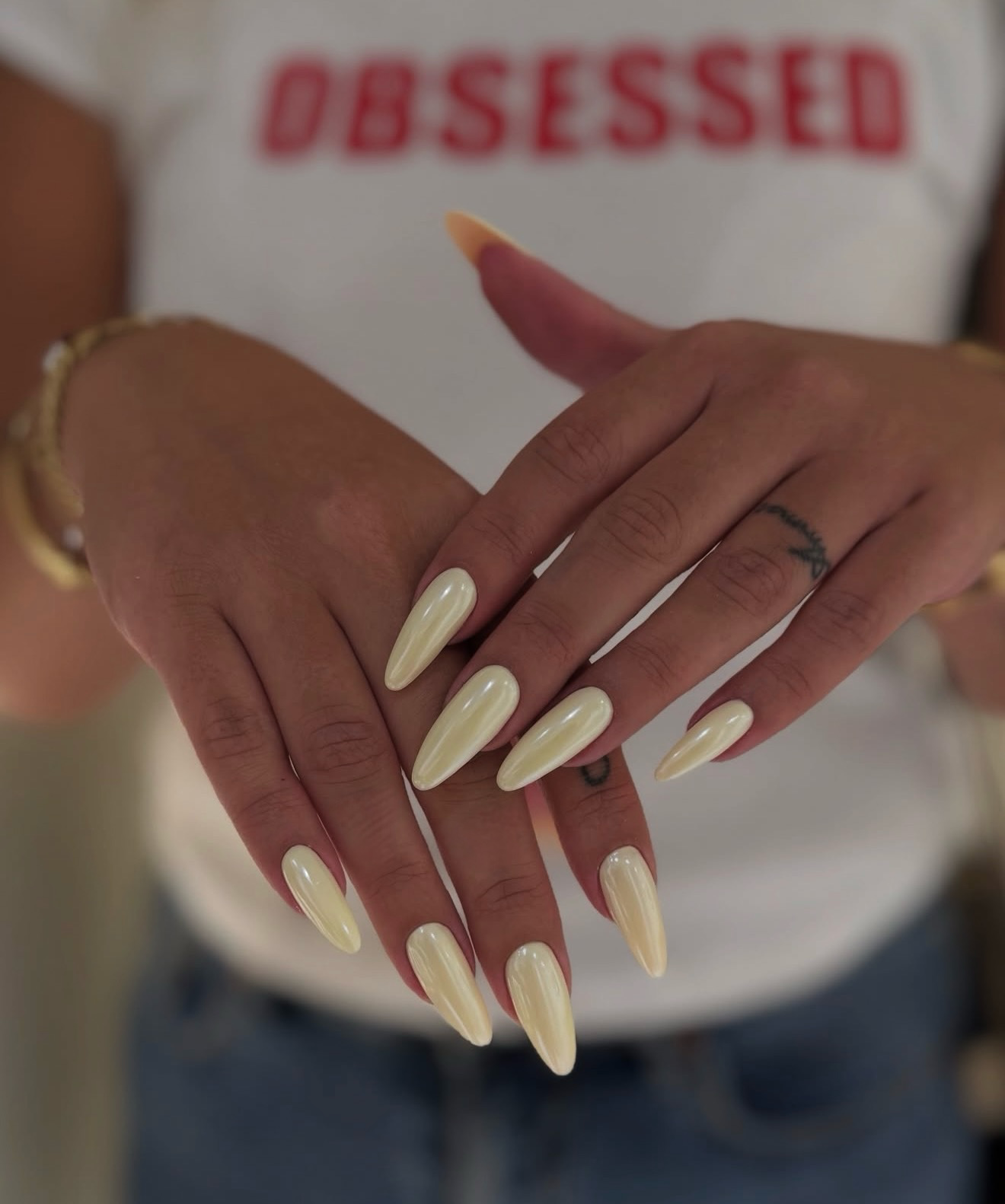 Creamy Butter Yellow Almond Chrome Nails