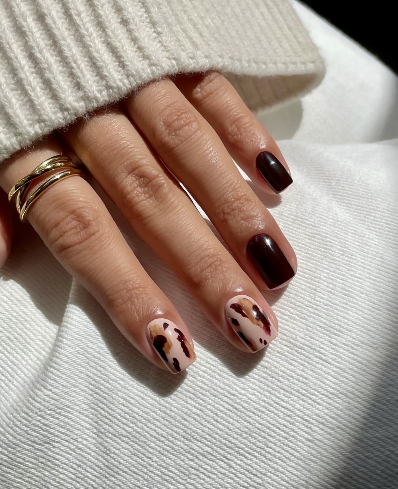 Deep Burgundy Abstract Swirl Medium Nails