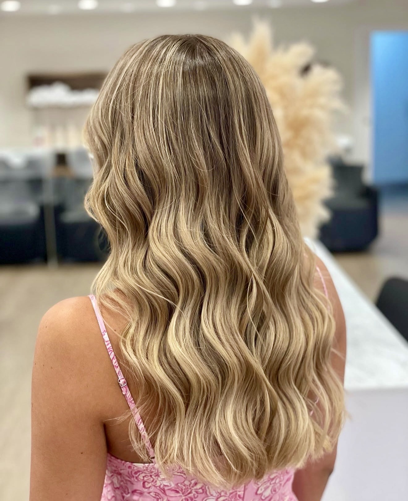 Dimensional Honey Blonde Waves