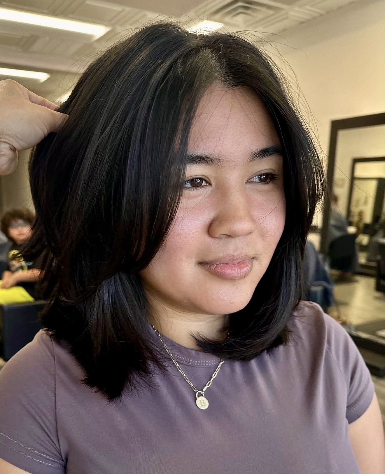 Edgy Collarbone Layered Cut With Face-Framing