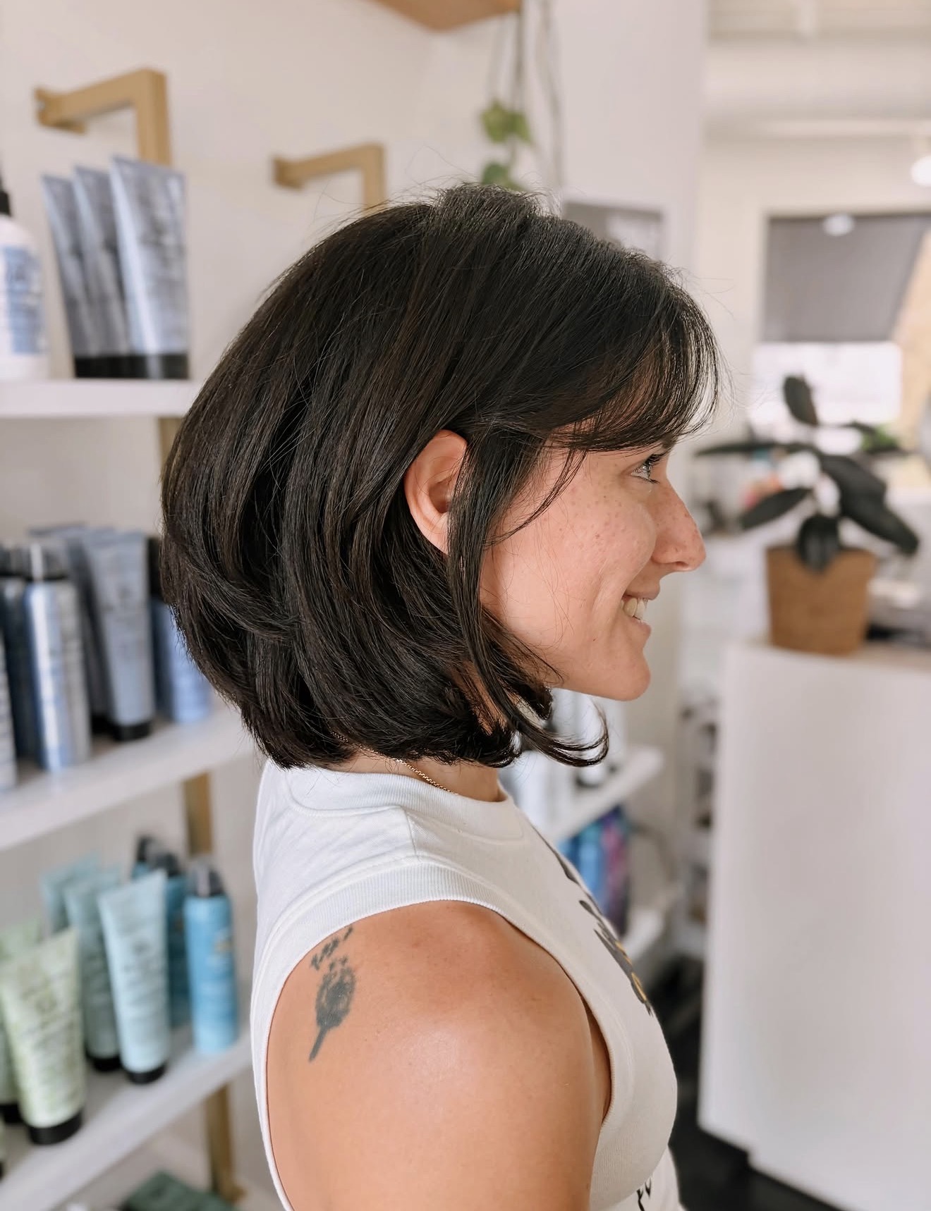 Effortless Layered Bob With Soft Front Bangs