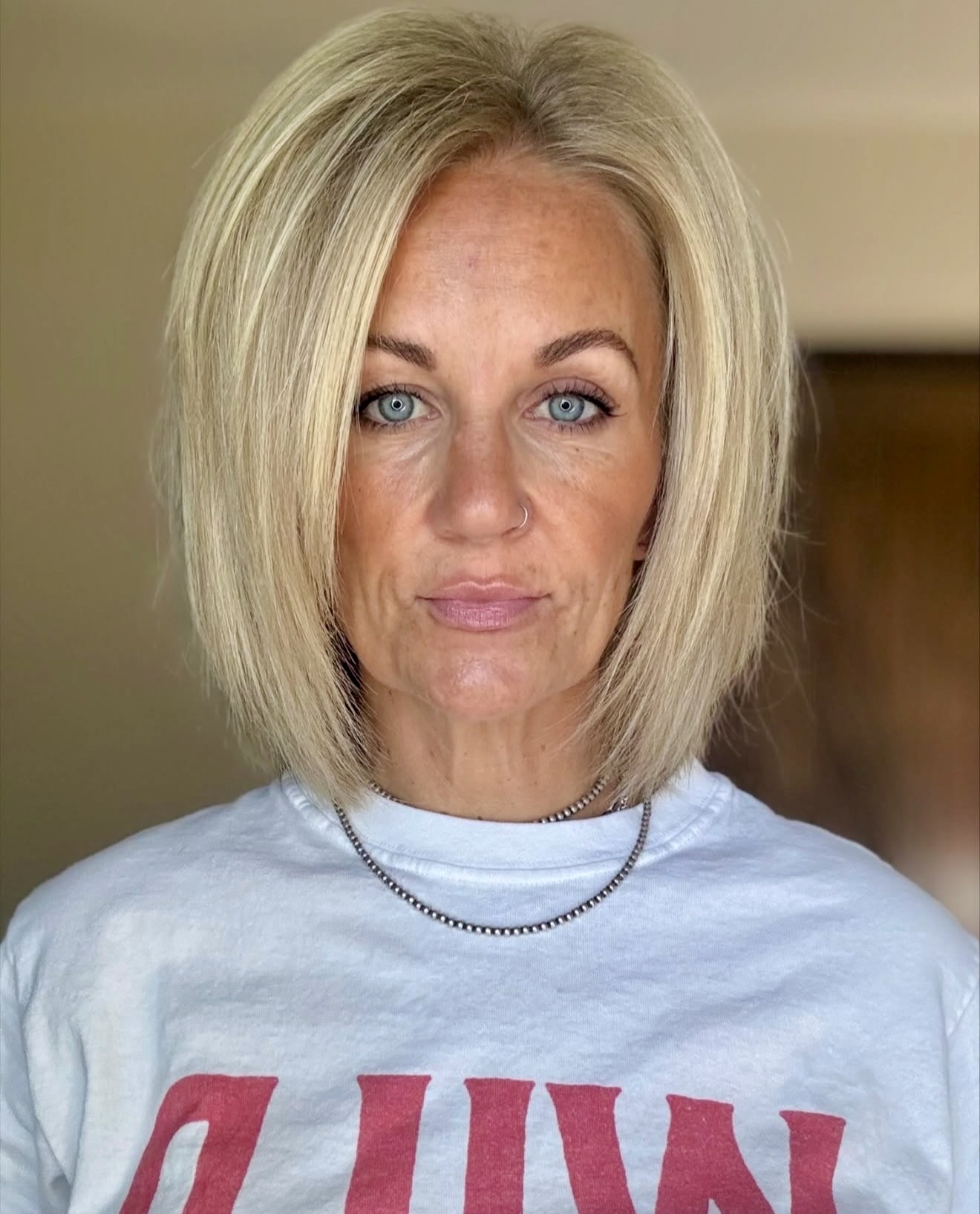 Face-Framing Bob With Honey Blonde Highlights