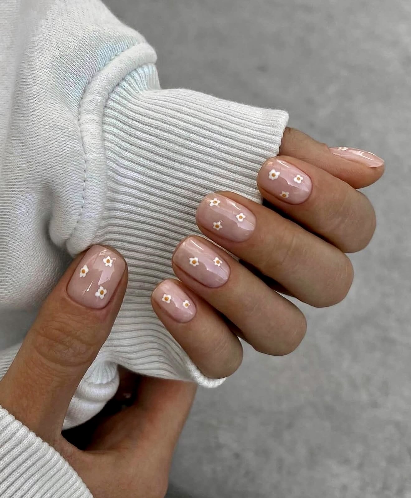 Glossy Nude Daisy Micro French Nails