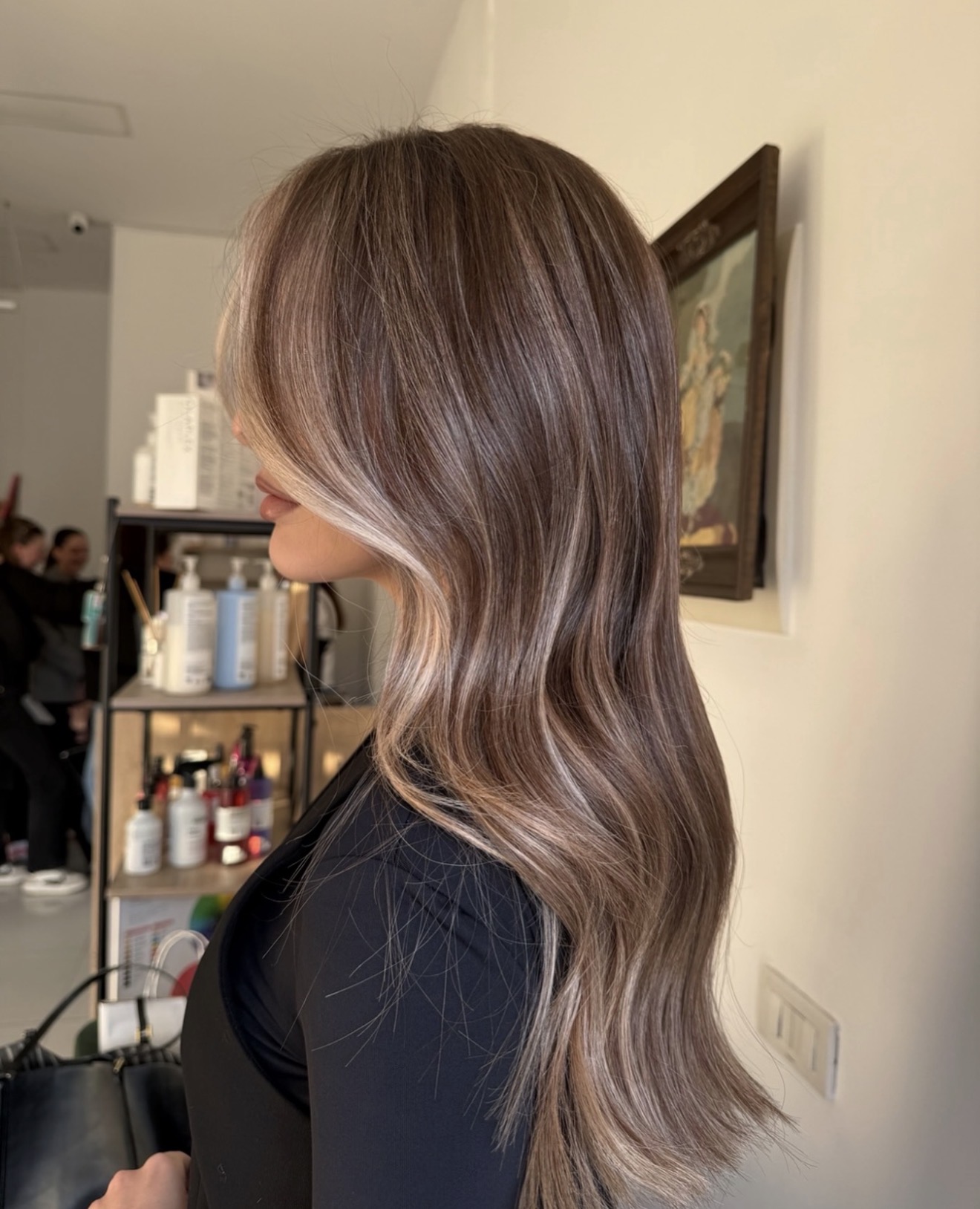 Glowy Brown Hair With Dimensional Blonde Highlights
