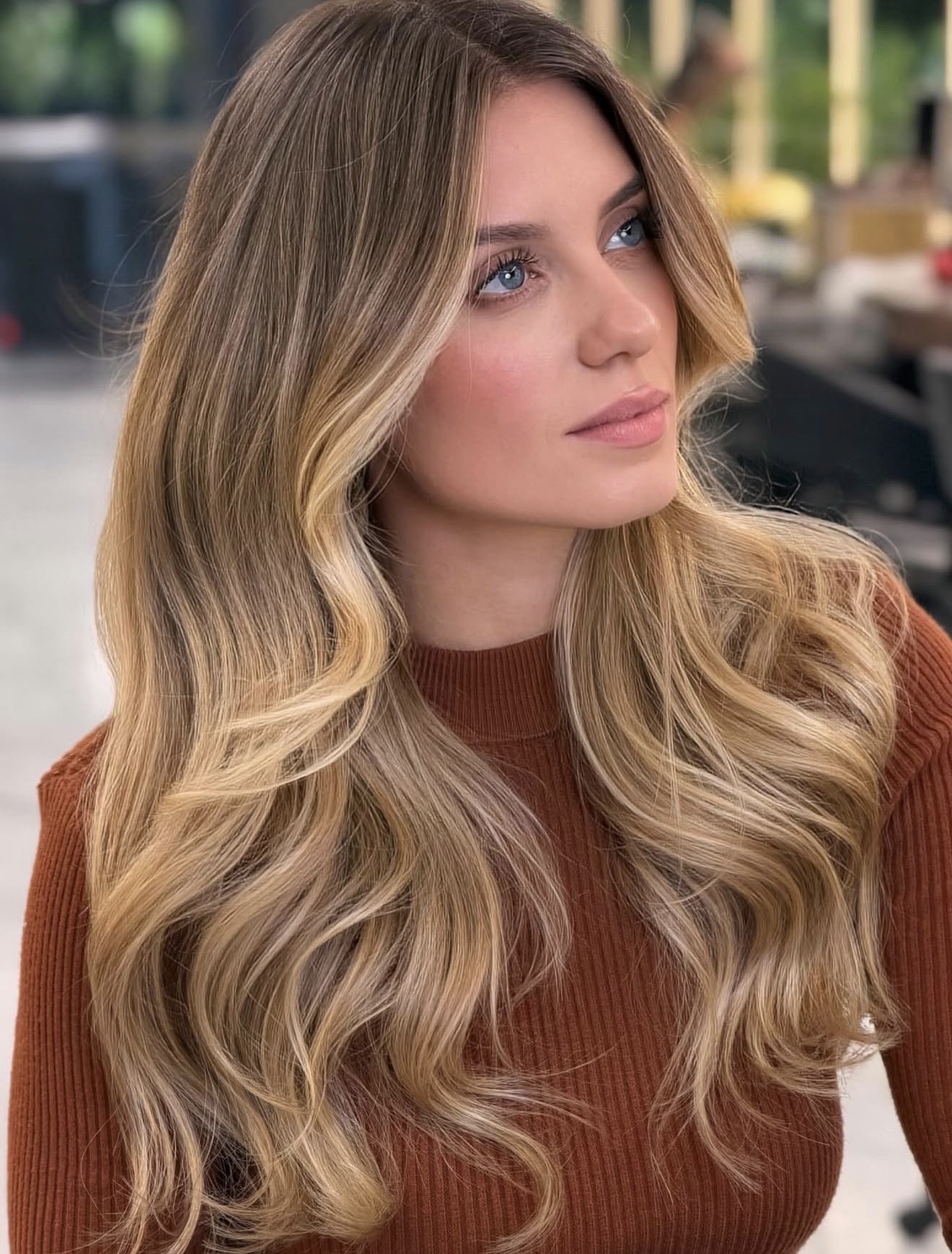Golden Honey Blonde Balayage With Loose Waves