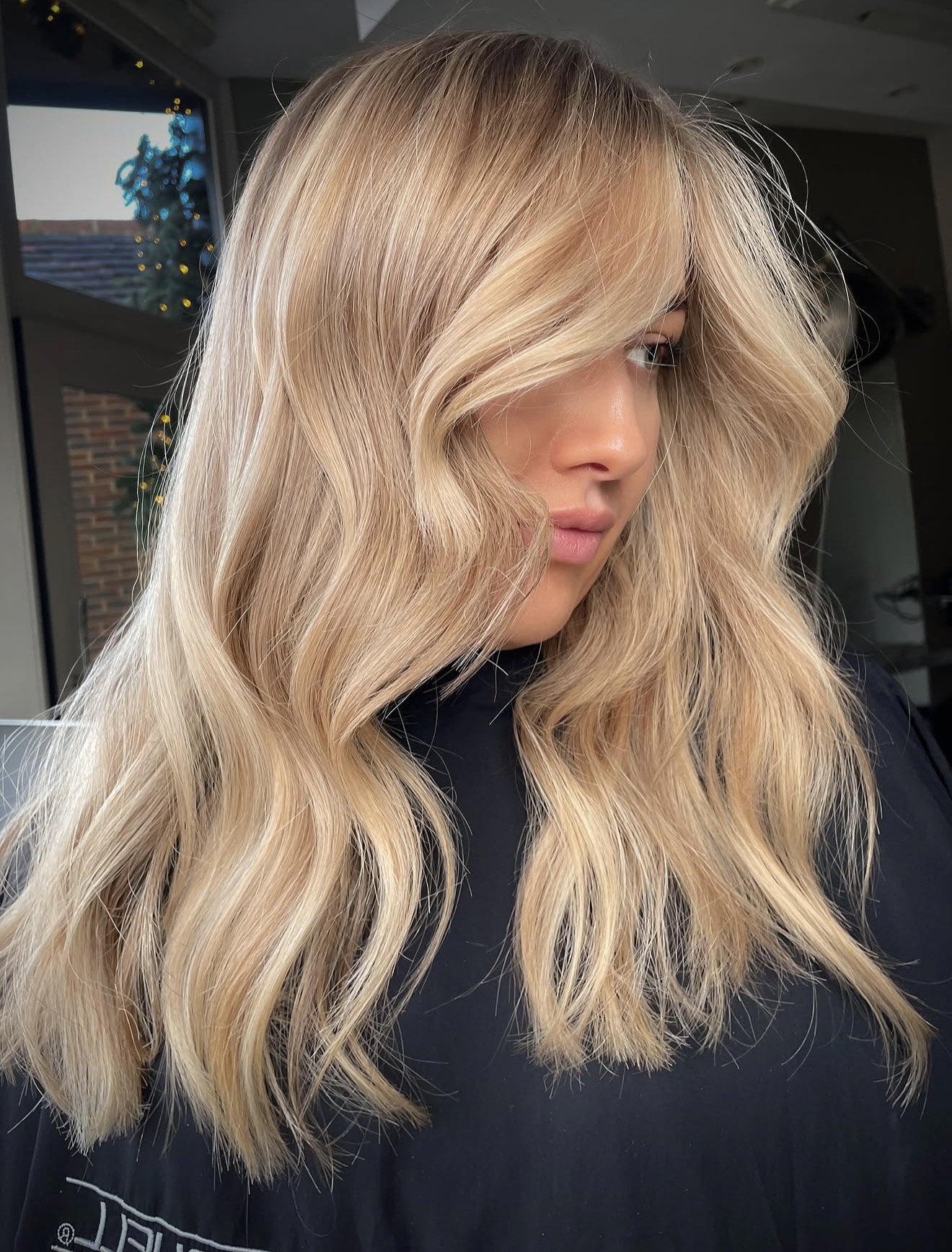Honey Blonde Waves With Face-Framing Layers