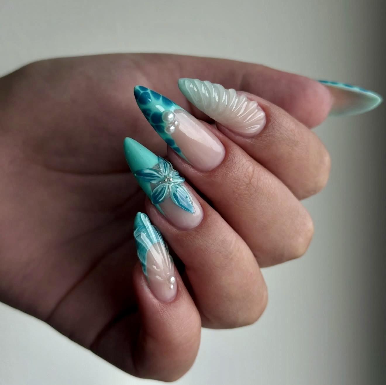 Oceanic Dream Shell and Flower Stiletto Nails