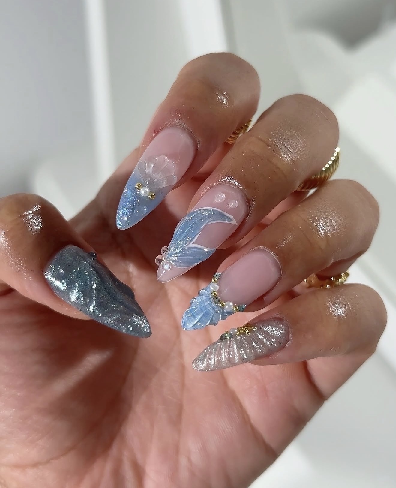 Oceanic Dreams 3D Seashell and Glitter Nails