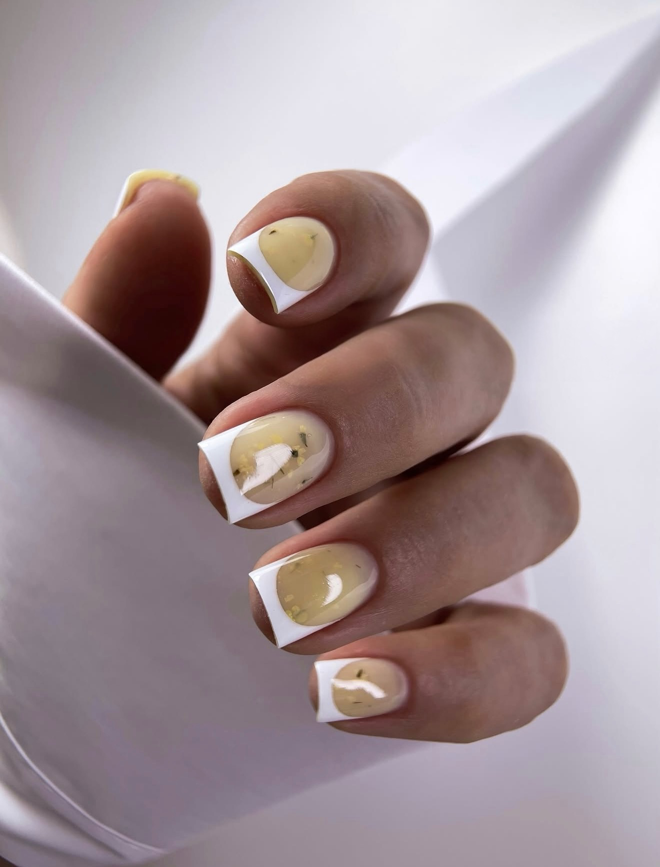 Pressed Flower French Corner Yellow Nails