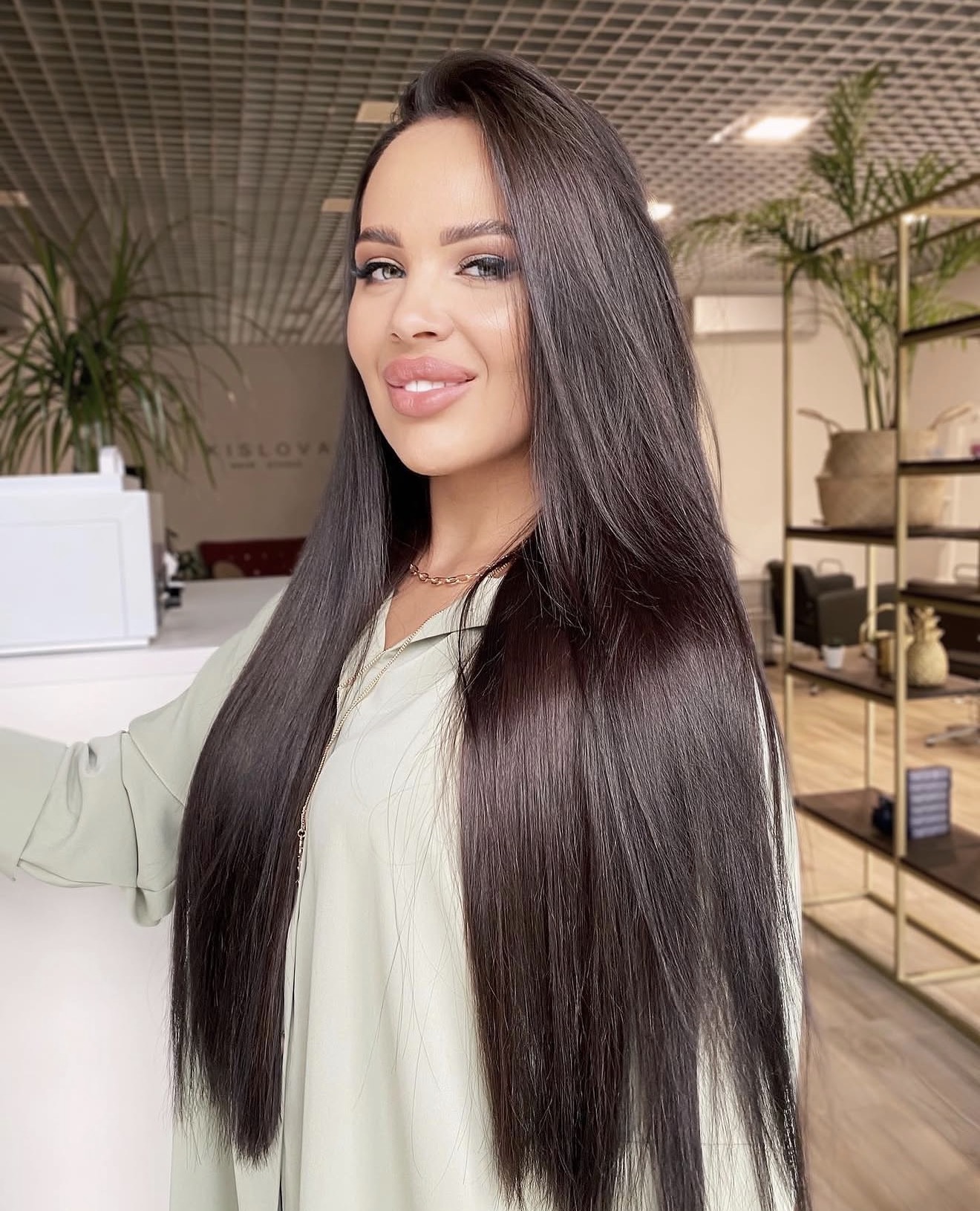 Rich Chocolate Brown Long Layered Hair
