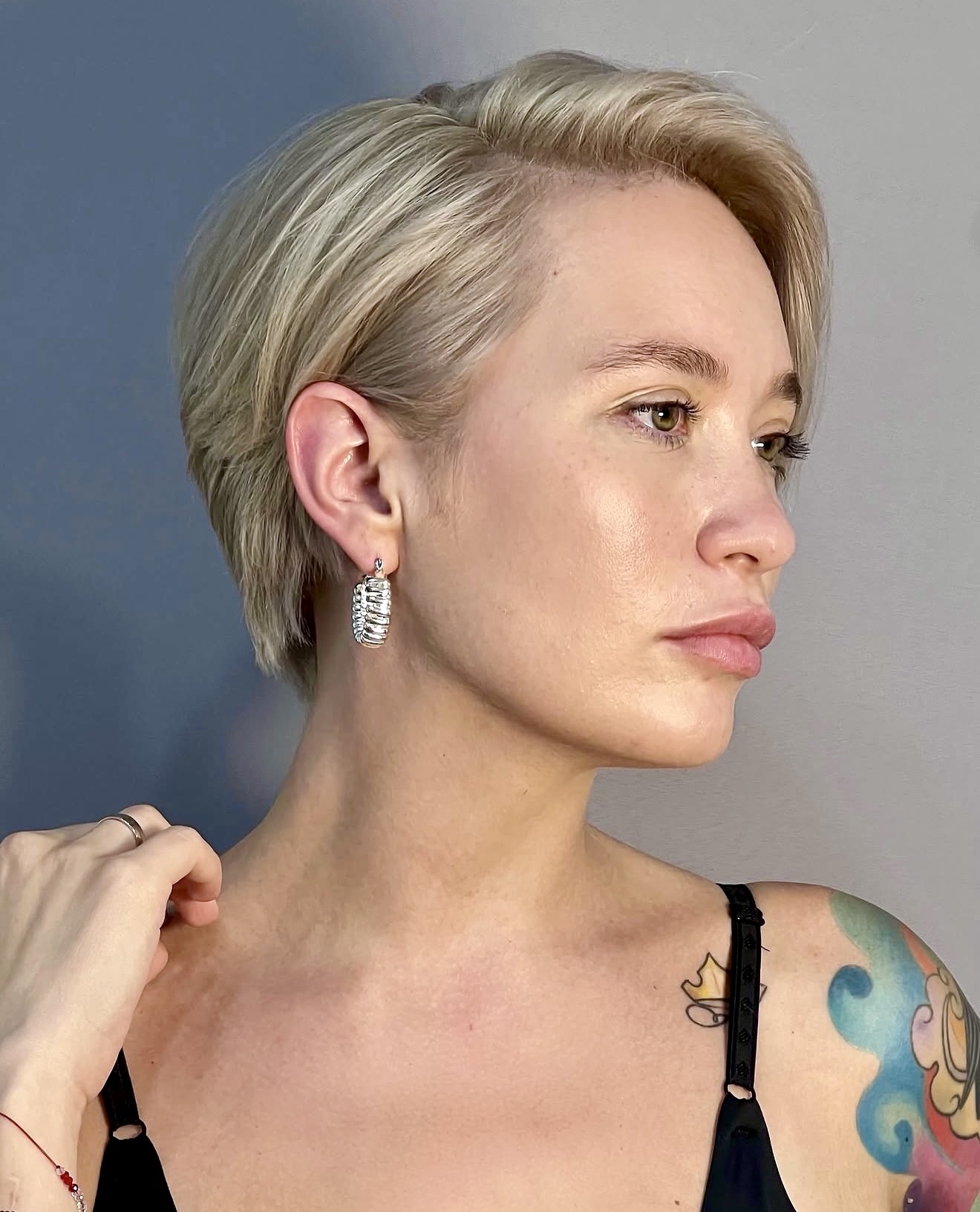 Sleek Asymmetrical Platinum Pixie Cut