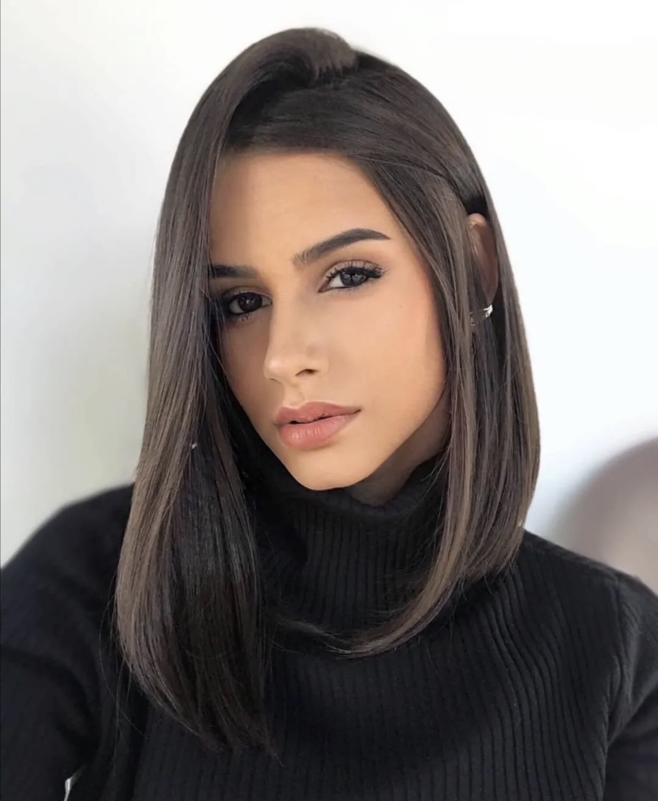 Sleek Collarbone Bob With Subtle Ash Tones