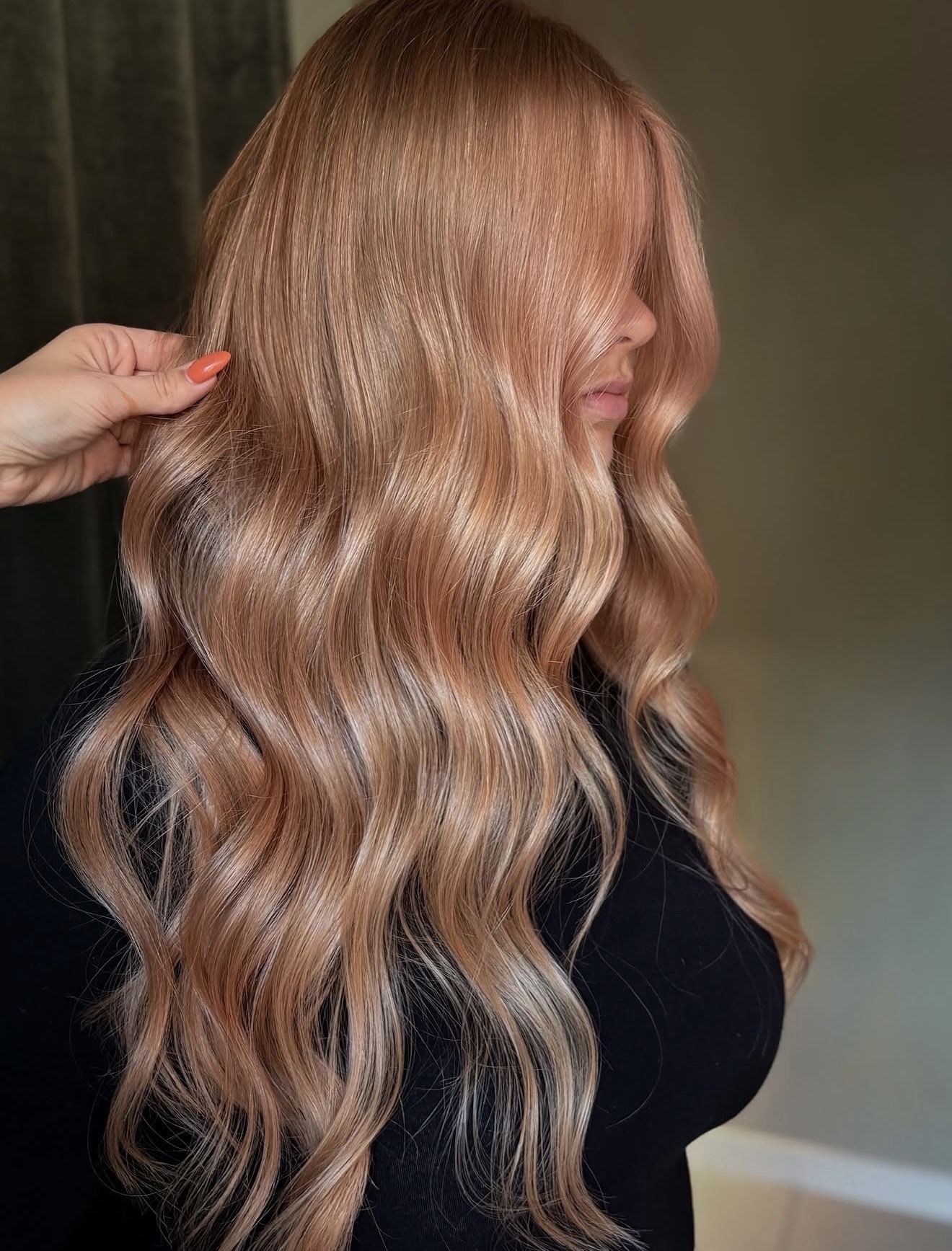 Soft Strawberry Blonde Waves With Face Framing