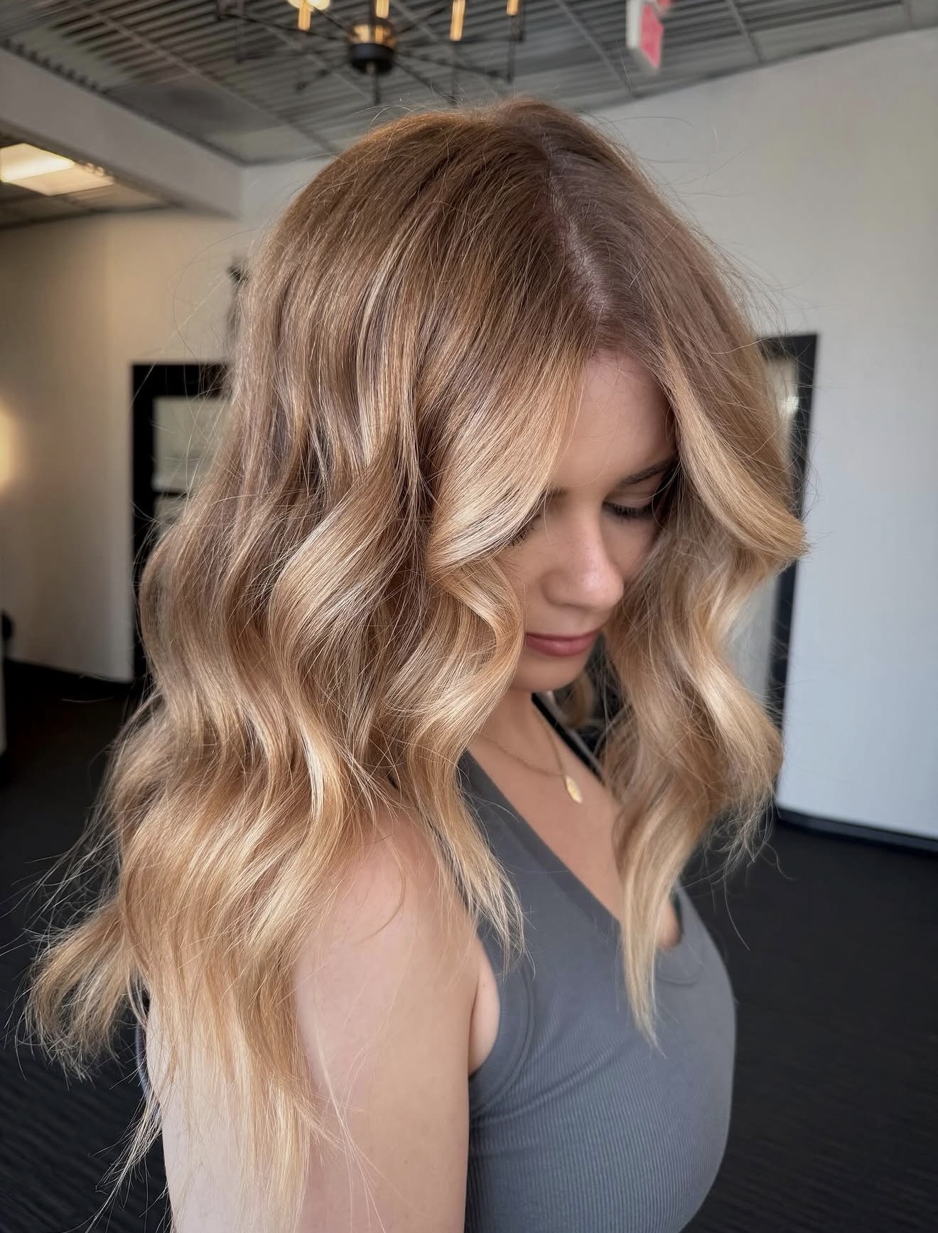 Strawberry Blonde Waves With Sun-Kissed Highlights