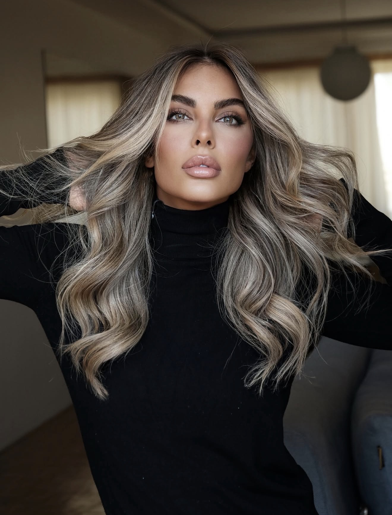 Sun-Kissed Balayage With Loose Waves