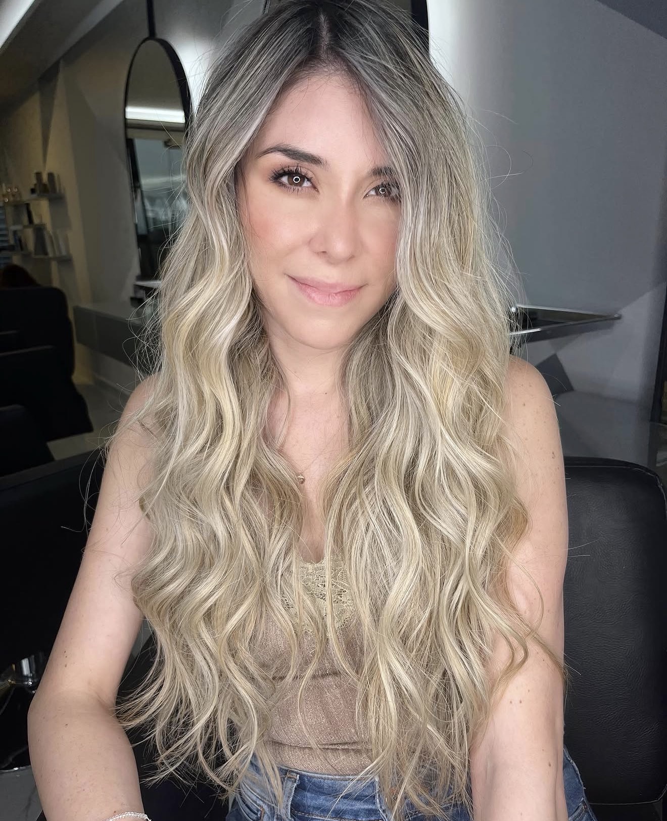 Sun-Kissed Honey Blonde Balayage With Beachy Waves