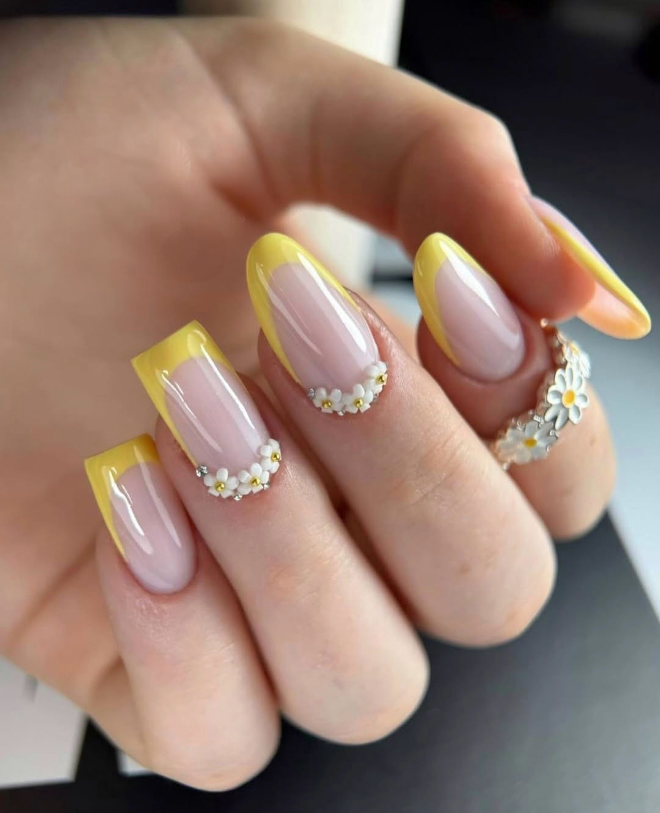 Sunny Daisy French Tip Almond Nails