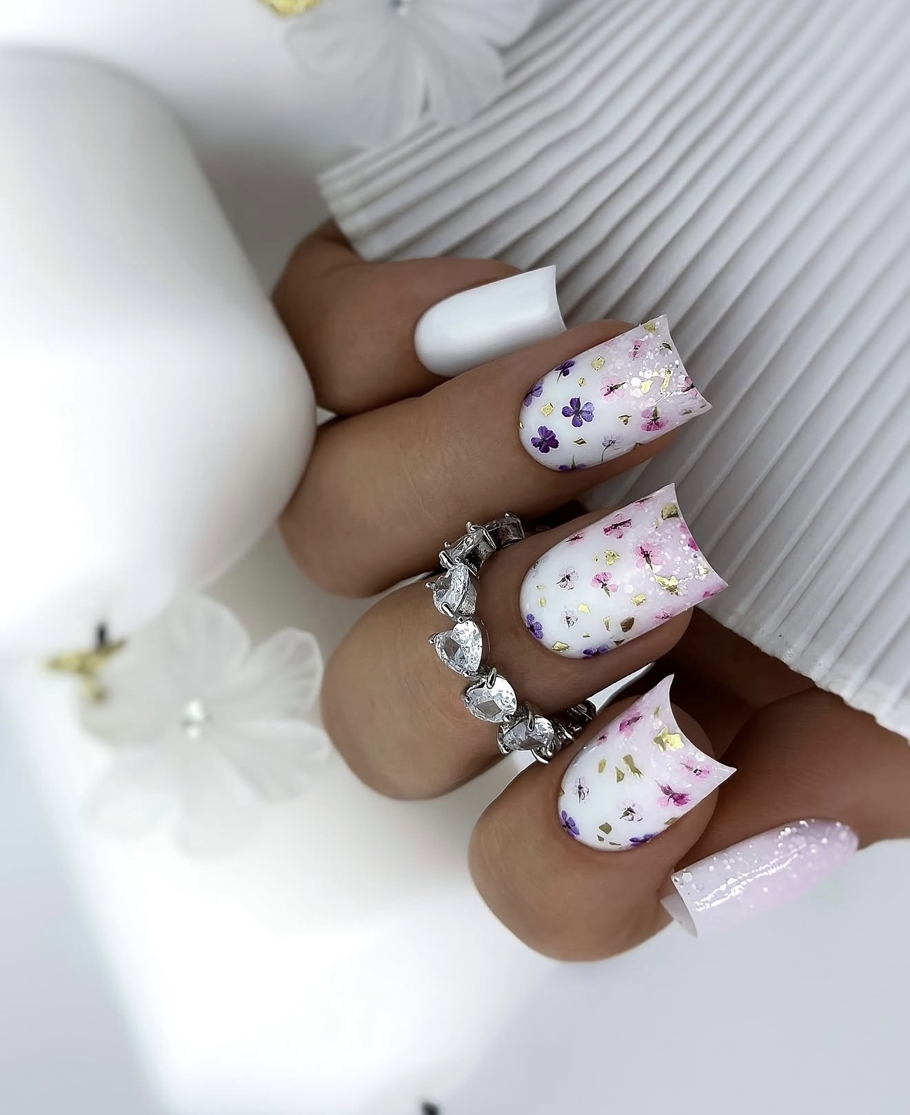 Sweet Floral Pressed Flower Butterfly French Tips