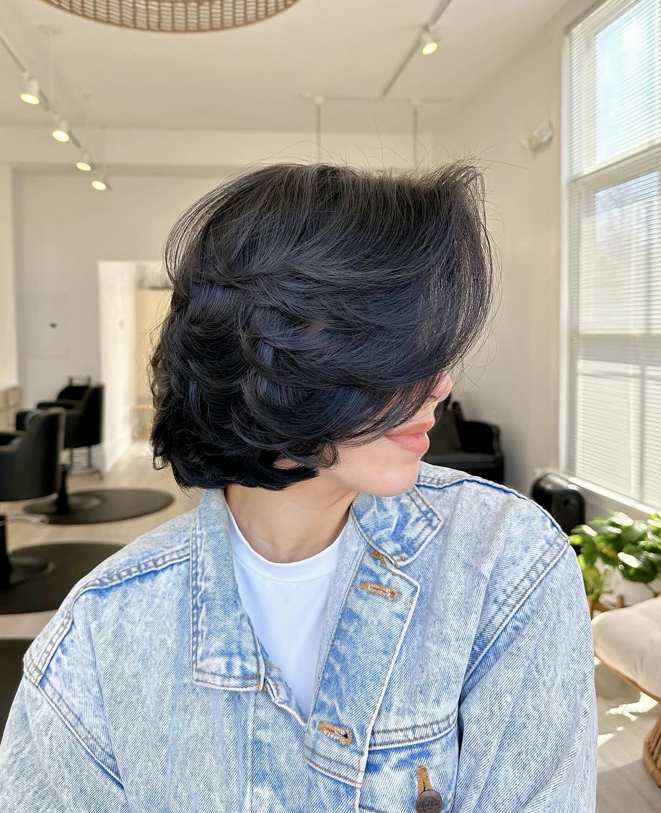Textured Voluminous Dark Layered Bob