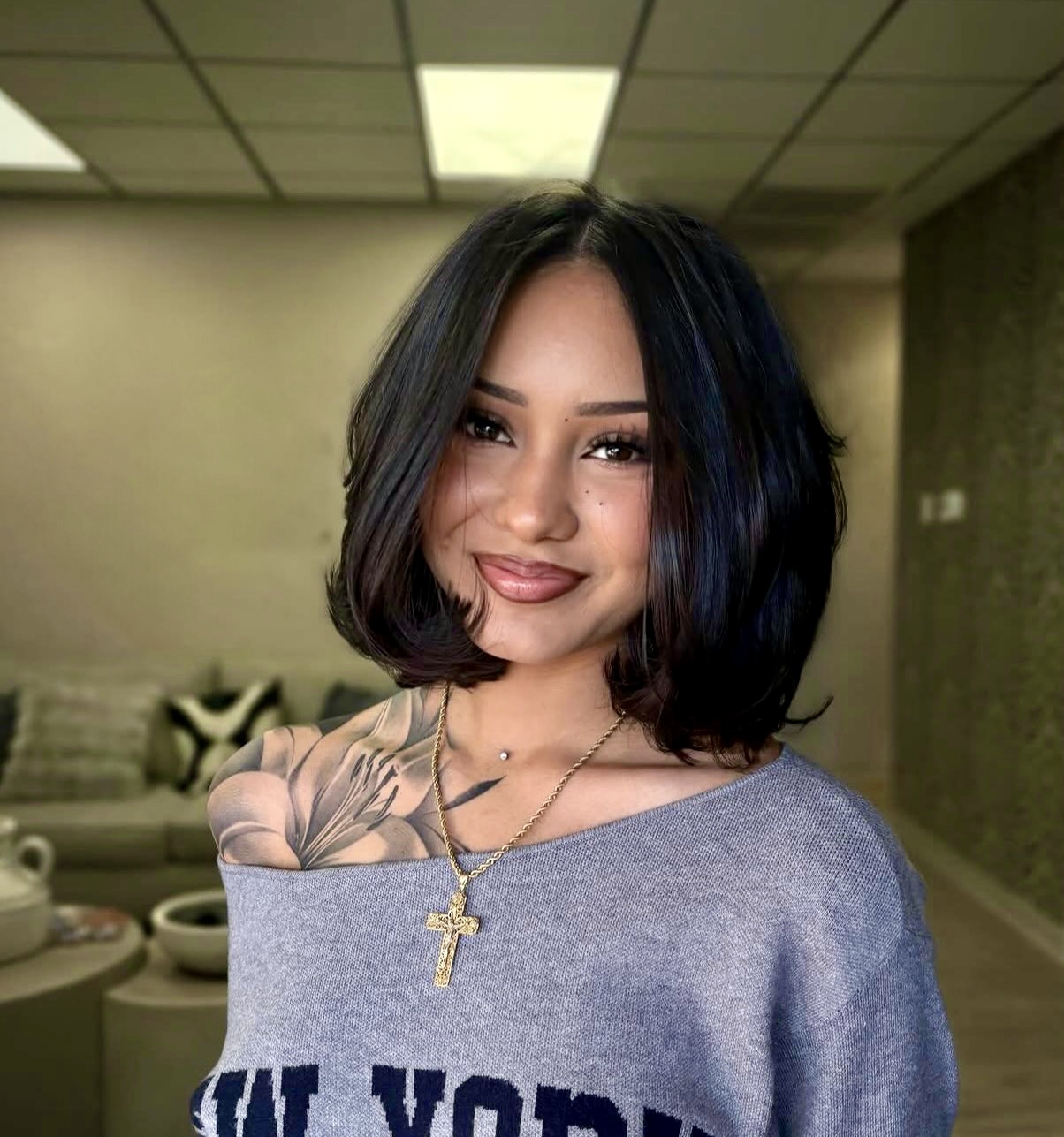 Tousled Brunette Bob With Face-Framing Layers