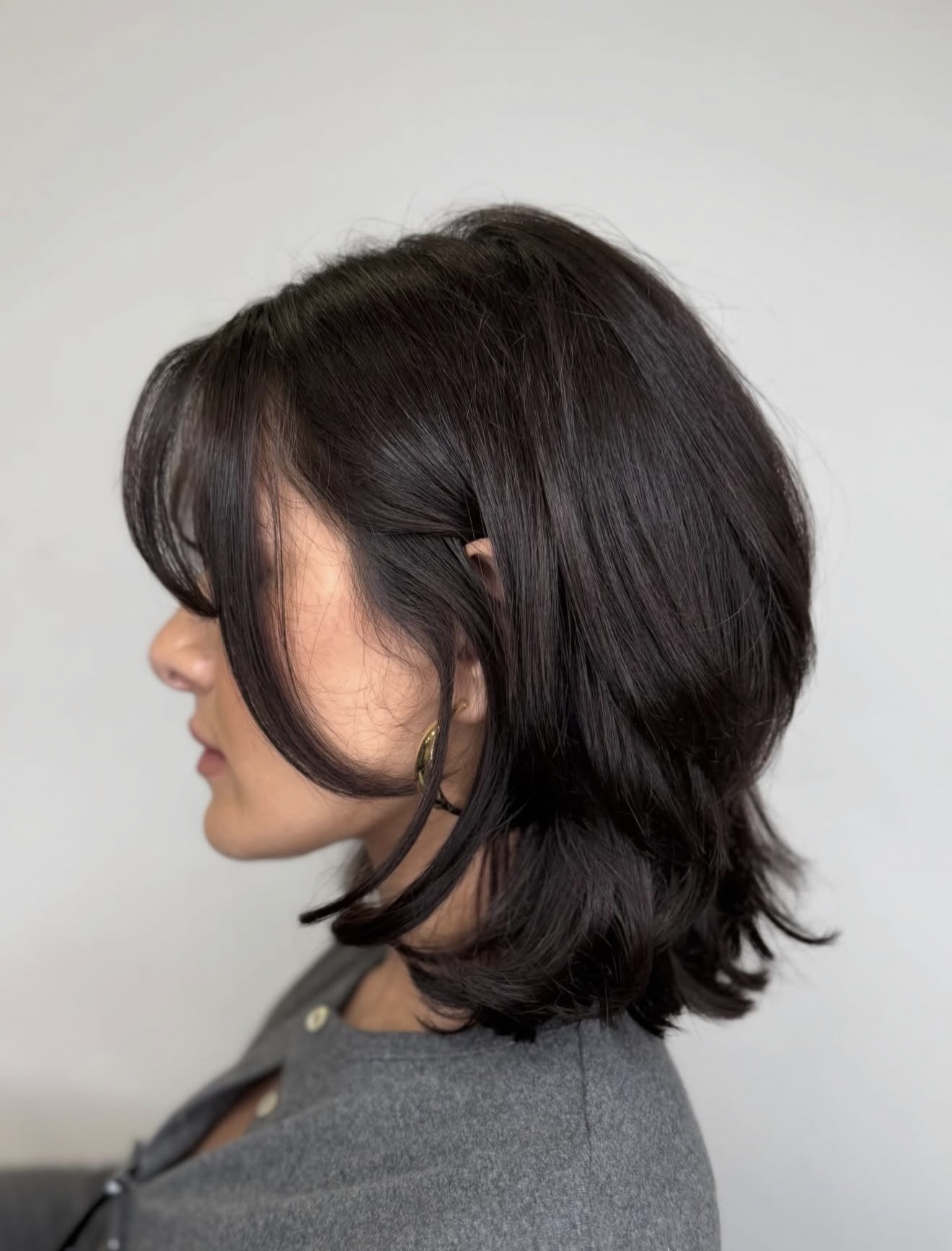 Tousled Dark Bob With Face-Framing Layers
