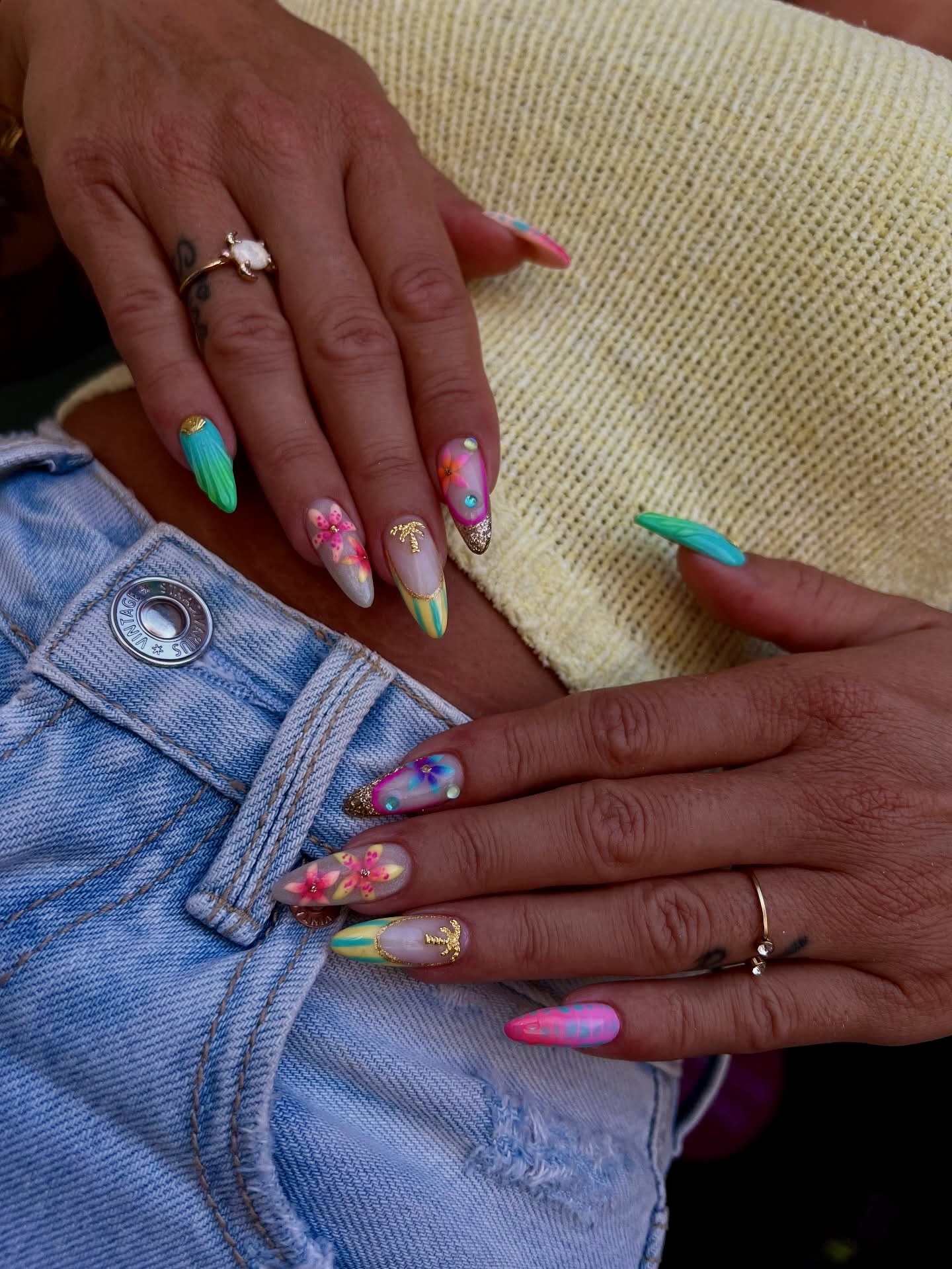 Tropical Flower & Palm Tree Stiletto Nails